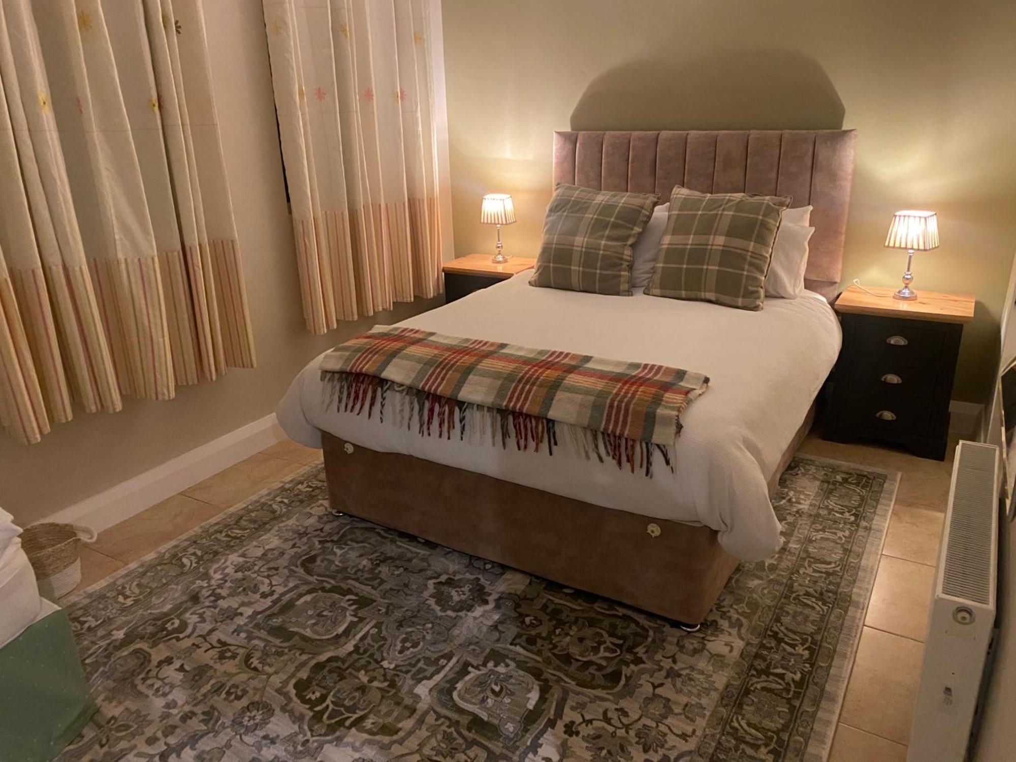 Ferienwohnung Luxury Country Escape Ennis Exterior foto